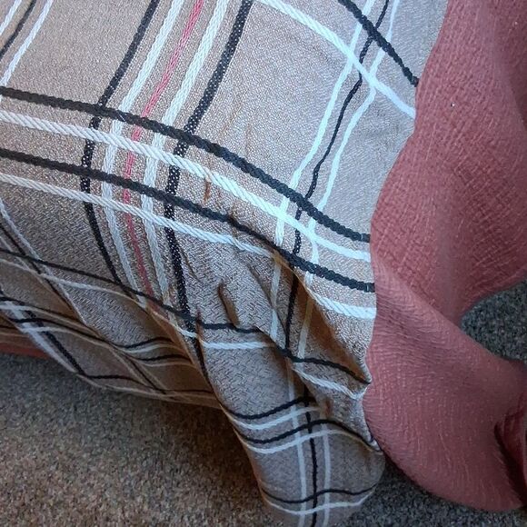 Plaid Western style Blanket/ Throw - XL twin or full size, or Sofa throw. - Picture 4 of 9